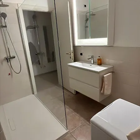 Apartment Sole E Stresa